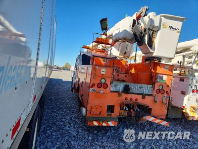 Drugie zdjęcie samochodu z przodu: 2006 FREIGHTLINER BUSINESS CLASS M2 BUCKET TRUCK VIN:1FVACYDC66HW47774 - miniatura
