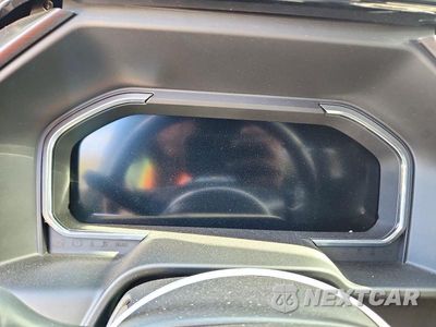 Zdjęcie 9 z 12 samochodu: 2026 GMC SIERRA K1500 AT4 VIN:3GTUUEE81TG129947 - miniatura