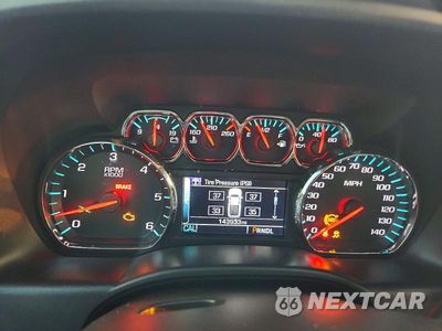 Zdjęcie 9 z 13 samochodu: 2018 CHEVROLET SILVERADO K1500 HIGH COUNTRY VIN:3GCUKTEJ2JG122208 - miniatura