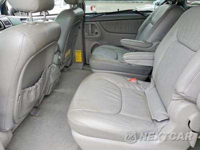 Zdjęcie 11 z 13 samochodu: 2004 TOYOTA SIENNA XLE LIMITED 7 PASSENGER VIN:5TDZA22C74S039291 - miniatura