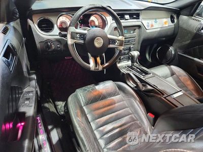 Zdjęcie 8 z 12 samochodu: 2010 FORD MUSTANG VIN:1ZVBP8EN8A5115051 - miniatura