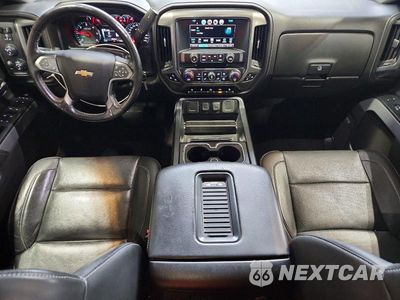 Zdjęcie 8 z 12 samochodu: 2018 CHEVROLET SILVERADO K1500 LTZ VIN:3GCUKSECXJG160555 - miniatura