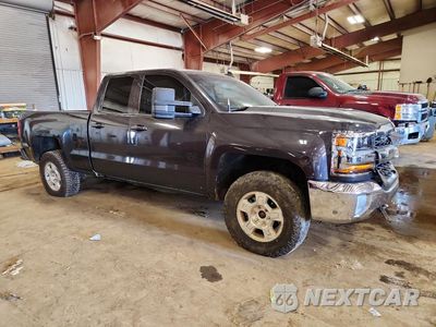 Czwarte zdjęcie samochodu z boku: 2016 CHEVROLET SILVERADO K1500 LT VIN:1GCVKREC3GZ115897 - miniatura