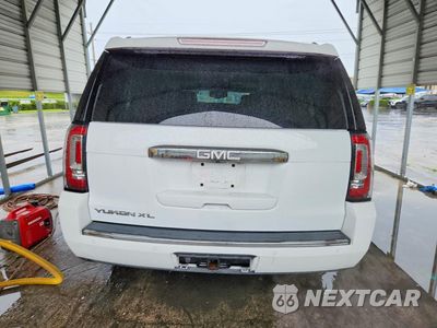 Zdjęcie 6 z 13 samochodu: 2020 GMC YUKON XL DENALI VIN:1GKS2HKJ0LR266940 - miniatura