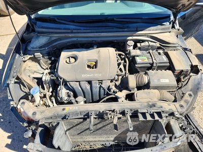 Zdjęcie 11 z 13 samochodu: 2017 HYUNDAI ELANTRA LIMITED VIN:5NPD84LF2HH025448 - miniatura