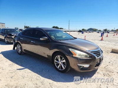 Czwarte zdjęcie samochodu z boku: 2014 NISSAN ALTIMA 2.5 SV VIN:1N4AL3AP6EC326308 - miniatura