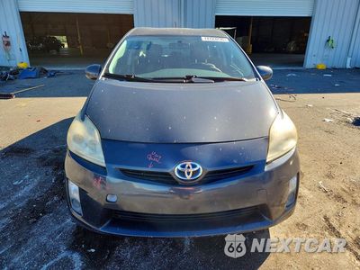 Piąte zdjęcie samochodu w środku: 2011 TOYOTA PRIUS THREE VIN:JTDKN3DUXB0319076 - miniatura
