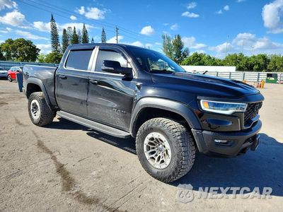 Czwarte zdjęcie samochodu z boku: 2025 RAM 1500 RHO VIN:1C6SRFUP1SN668153 - miniatura