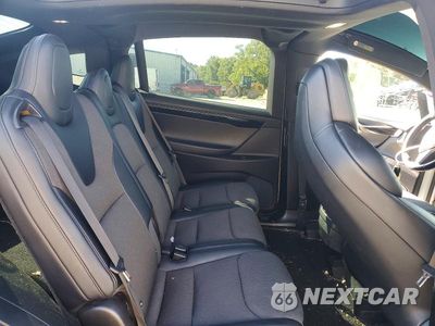 Zdjęcie 10 z 13 samochodu: 2018 TESLA MODEL X VIN:5YJXCDE23JF112396 - miniatura
