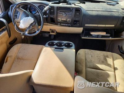 Zdjęcie 8 z 12 samochodu: 2011 CHEVROLET SILVERADO C1500 LT VIN:3GCPCSE03BG318235 - miniatura