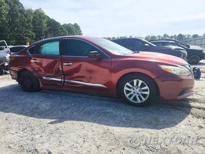 Czwarte zdjęcie samochodu z boku: 2016 NISSAN ALTIMA 2.5 S VIN:1N4AL3AP8GN348320 - miniatura