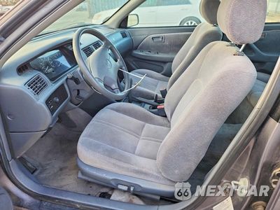 Zdjęcie 7 z 12 samochodu: 1999 TOYOTA CAMRY LE VIN:4T1BG22K4XU499687 - miniatura