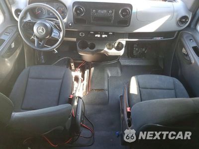 Zdjęcie 8 z 13 samochodu: 2019 MERCEDES-BENZ SPRINTER DELIVERY VAN VIN:WD4PF1CD4KP123737 - miniatura