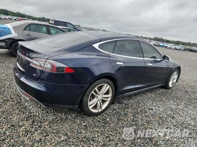 Trzecie zdjęcie samochodu z tyłu: 2014 TESLA MODEL S VIN:5YJSA1H18EFP42986 - miniatura