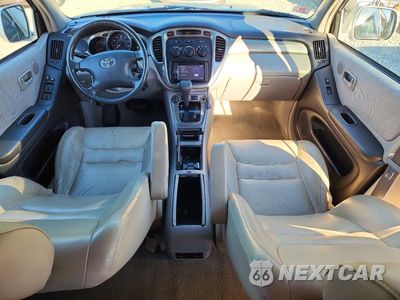Zdjęcie 8 z 14 samochodu: 2003 TOYOTA HIGHLANDER LIMITED VIN:JTEHF21A030139095 - miniatura