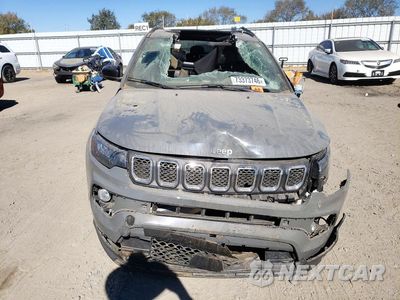 Piąte zdjęcie samochodu w środku: 2023 JEEP COMPASS LATITUDE LUX VIN:3C4NJDFN3PT566356 - miniatura