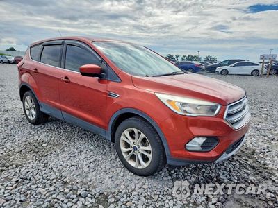 Czwarte zdjęcie samochodu z boku: 2019 FORD ESCAPE SE VIN:1FMCU0GD2KUA15990 - miniatura