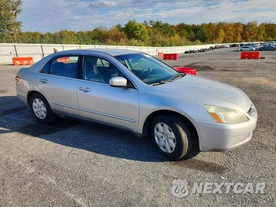Czwarte zdjęcie samochodu z boku: 2003 HONDA ACCORD LX VIN:3HGCM563X3G712131 - miniatura