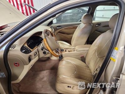 Zdjęcie 7 z 12 samochodu: 2001 JAGUAR S-TYPE VIN:SAJDA01N31FL90925 - miniatura