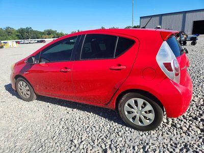 Drugie zdjęcie samochodu z przodu: 2014 TOYOTA PRIUS C ONE VIN:JTDKDTB38E1074810 - miniatura