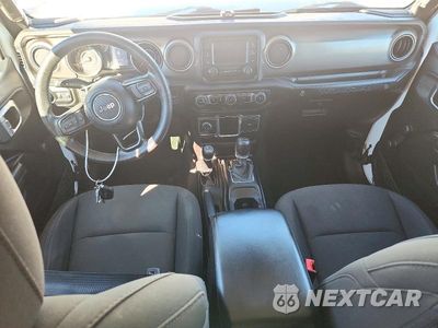 Zdjęcie 8 z 12 samochodu: 2018 JEEP WRANGLER UNLIMITED SPORT VIN:1C4HJXDG8JW141963 - miniatura
