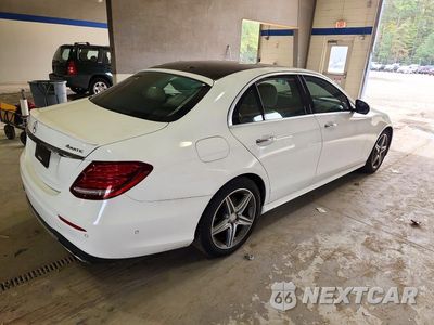 Trzecie zdjęcie samochodu z tyłu: 2017 MERCEDES-BENZ E 300 4MATIC VIN:WDDZF4KB4HA065635 - miniatura