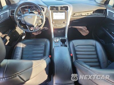 Zdjęcie 8 z 12 samochodu: 2019 FORD FUSION SEL VIN:3FA6P0MU2KR131149 - miniatura