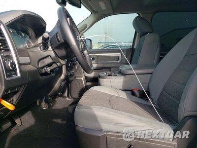 Zdjęcie 7 z 12 samochodu: 2019 RAM 1500 CLASSIC SLT VIN:1C6RR7LT7KS550614 - miniatura