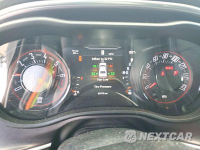 Zdjęcie 9 z 12 samochodu: 2018 DODGE CHALLENGER SXT VIN:2C3CDZAG1JH334685 - miniatura