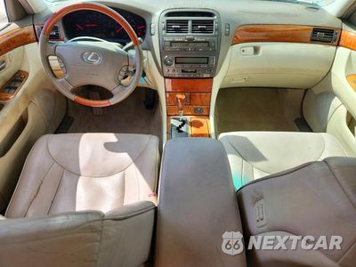 Zdjęcie 8 z 12 samochodu: 2002 LEXUS LS 430 VIN:JTHBN30F220055289 - miniatura