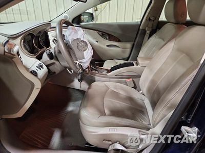 Zdjęcie 7 z 13 samochodu: 2012 BUICK LACROSSE PREMIUM VIN:1G4GD5ER1CF278216 - miniatura