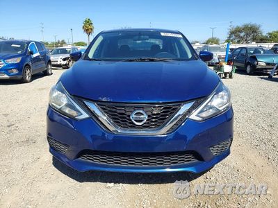 Piąte zdjęcie samochodu w środku: 2017 NISSAN SENTRA S VIN:3N1AB7AP7HY237401 - miniatura