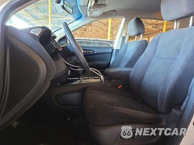 Zdjęcie 7 z 13 samochodu: 2015 NISSAN PATHFINDER SV VIN:5N1AR2MN9FC712909 - miniatura