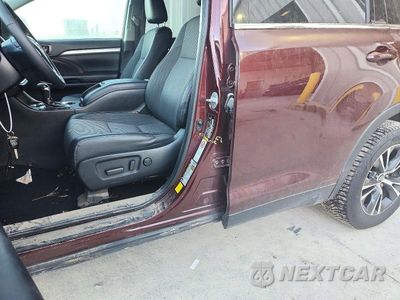 Zdjęcie 13 z 14 samochodu: 2019 TOYOTA HIGHLANDER LE PLUS VIN:5TDBZRFH4KS725651 - miniatura