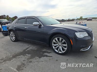 Czwarte zdjęcie samochodu z boku: 2017 CHRYSLER 300C VIN:2C3CCAEG2HH586454 - miniatura