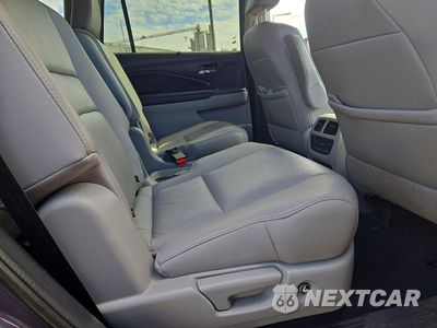 Zdjęcie 11 z 13 samochodu: 2020 HONDA PILOT TOURING VIN:5FNYF5H62LB000174 - miniatura