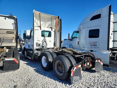 Drugie zdjęcie samochodu z przodu: 2016 KENWORTH T680 SEMI TRUCK VIN:1XKYD49XXGJ119259 - miniatura