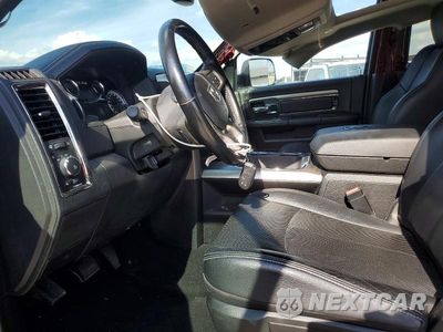 Zdjęcie 7 z 13 samochodu: 2018 RAM 3500 LARAMIE VIN:3C63R3JL6JG429189 - miniatura