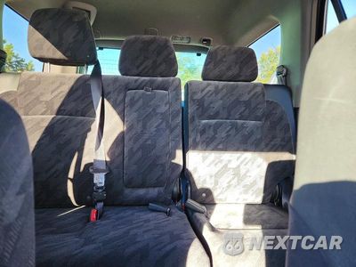 Zdjęcie 10 z 13 samochodu: 2004 HONDA CR-V VIN:SHSRD78844U216769 - miniatura
