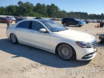 Czwarte zdjęcie samochodu z boku: 2019 MERCEDES-BENZ S 560 4MATIC VIN:WDDUG8GB6KA449236 - miniatura