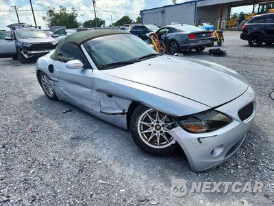 Czwarte zdjęcie samochodu z boku: 2004 BMW Z4 2.5 VIN:4USBT33534LS52350 - miniatura