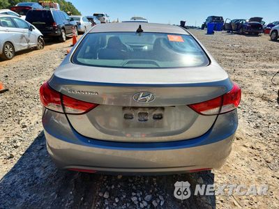 Zdjęcie 6 z 12 samochodu: 2012 HYUNDAI ELANTRA GLS VIN:KMHDH4AE8CU427107 - miniatura