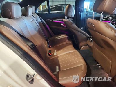 Zdjęcie 10 z 12 samochodu: 2019 MERCEDES-BENZ E 300 VIN:WDDZF4JB3KA502517 - miniatura