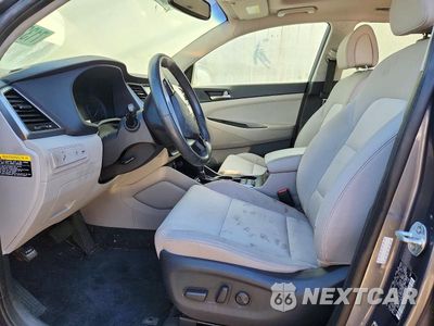 Zdjęcie 7 z 13 samochodu: 2018 HYUNDAI TUCSON VALUE VIN:KM8J33A24JU623530 - miniatura