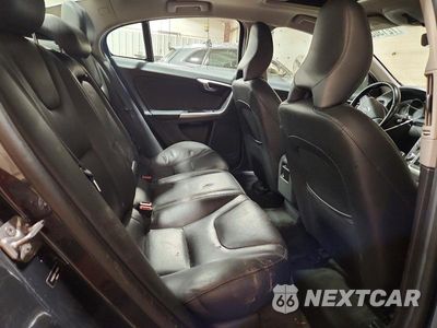 Zdjęcie 10 z 13 samochodu: 2015 VOLVO S60 PREMIER VIN:YV1612TK7F1348603 - miniatura
