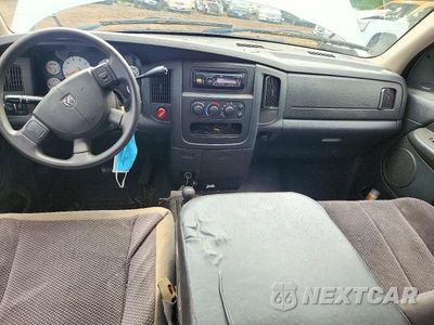 Zdjęcie 8 z 12 samochodu: 2005 DODGE RAM 1500 ST VIN:1D7HU18D85S143493 - miniatura