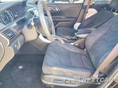 Zdjęcie 7 z 12 samochodu: 2017 HONDA ACCORD EX VIN:1HGCR2F7XHA237329 - miniatura