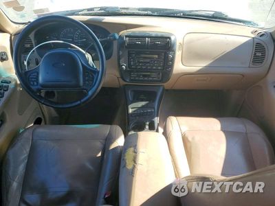 Zdjęcie 8 z 12 samochodu: 1999 FORD EXPLORER VIN:1FMDU32P7XZB40193 - miniatura