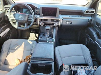 Zdjęcie 8 z 12 samochodu: 2026 TOYOTA TACOMA SR5 VIN:3TMKB5FN8TM083293 - miniatura