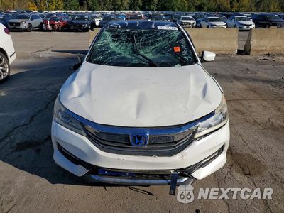 Piąte zdjęcie samochodu w środku: 2017 HONDA ACCORD SPORT VIN:1HGCR2F55HA153742 - miniatura